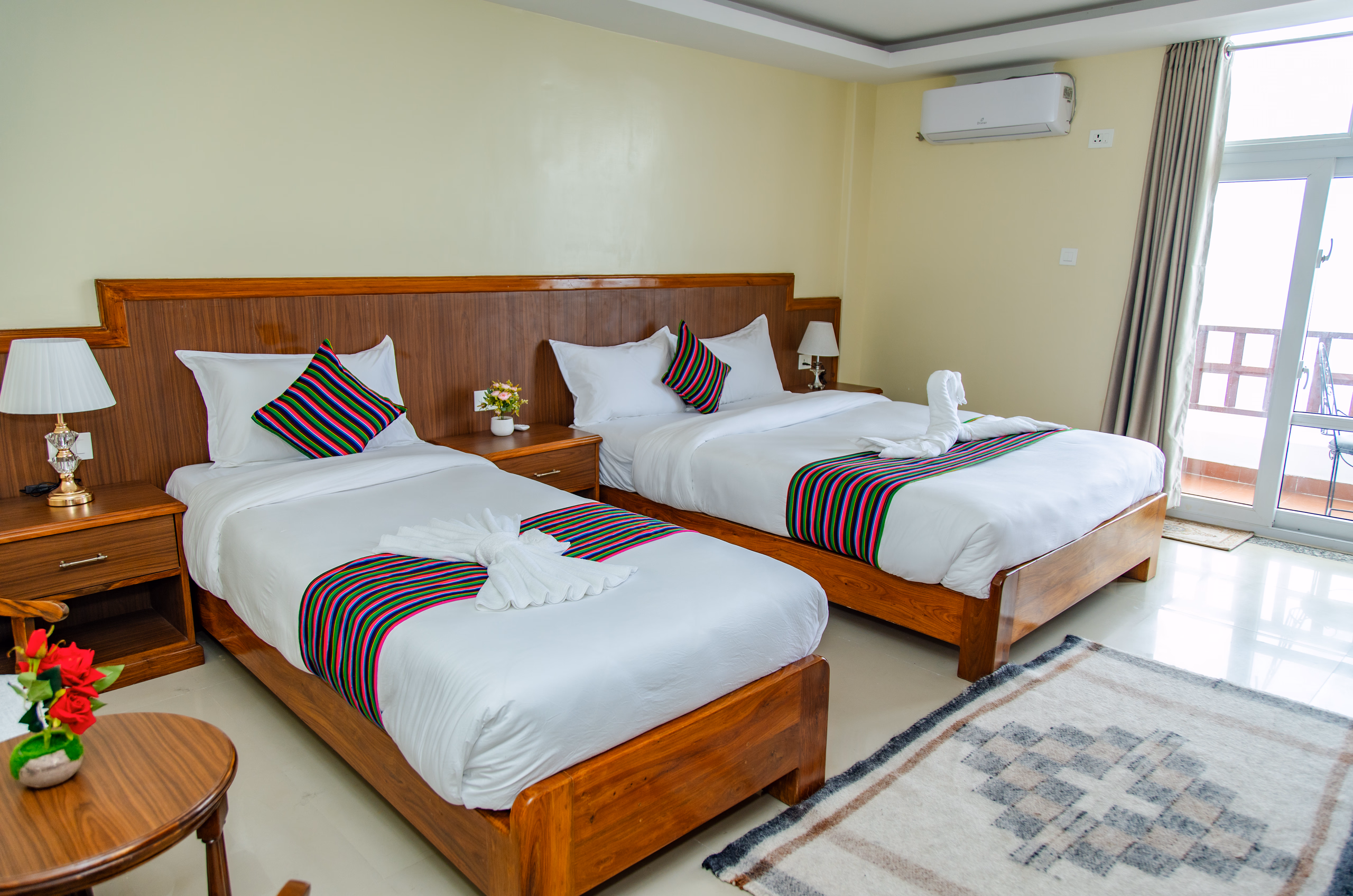 Deluxe Family Room
